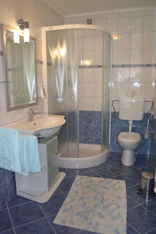 Apartments And Rooms Tavcar Μπλεντ Δωμάτιο φωτογραφία