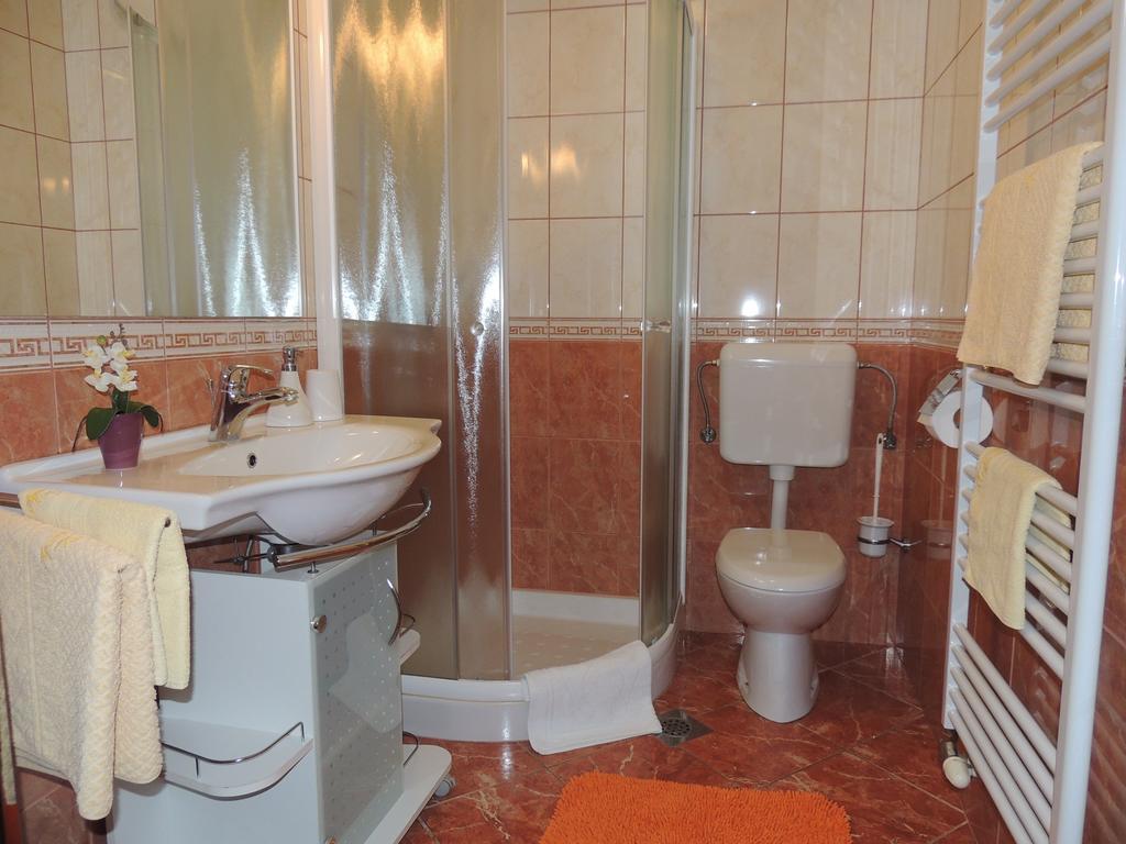 Apartments And Rooms Tavcar Μπλεντ Δωμάτιο φωτογραφία