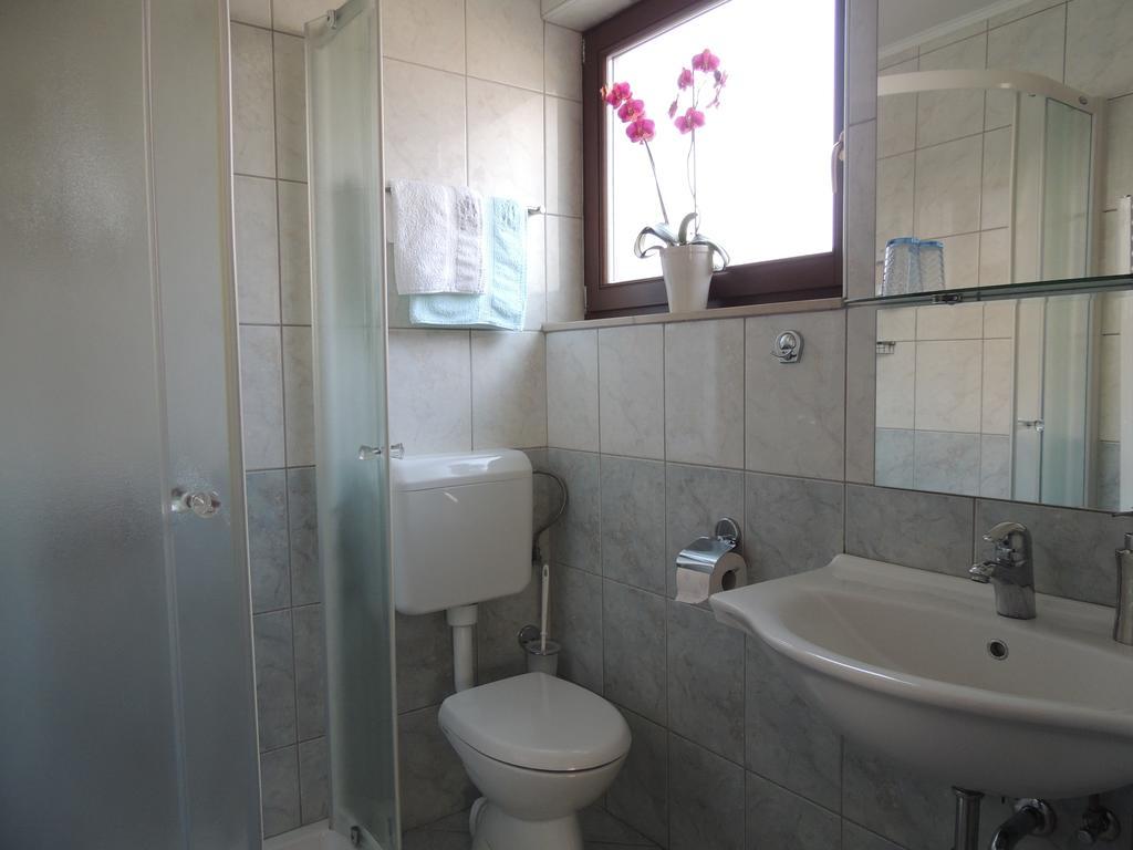 Apartments And Rooms Tavcar Μπλεντ Δωμάτιο φωτογραφία