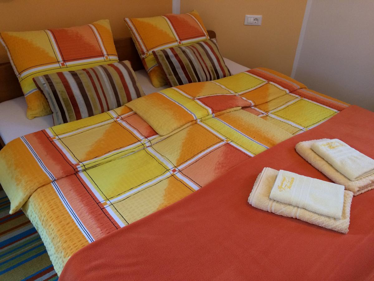 Apartments And Rooms Tavcar Μπλεντ Εξωτερικό φωτογραφία